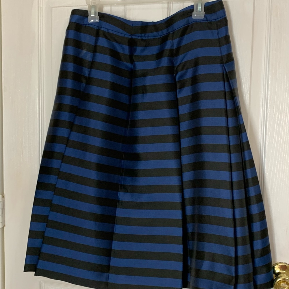 Halogen skirt